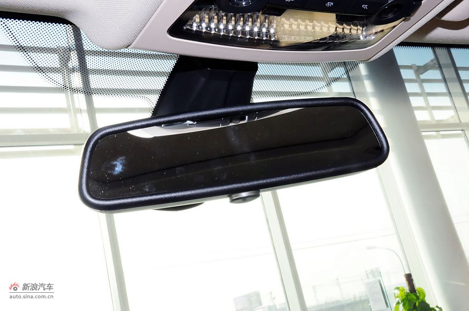 2012款宝马5系旅行轿车实拍