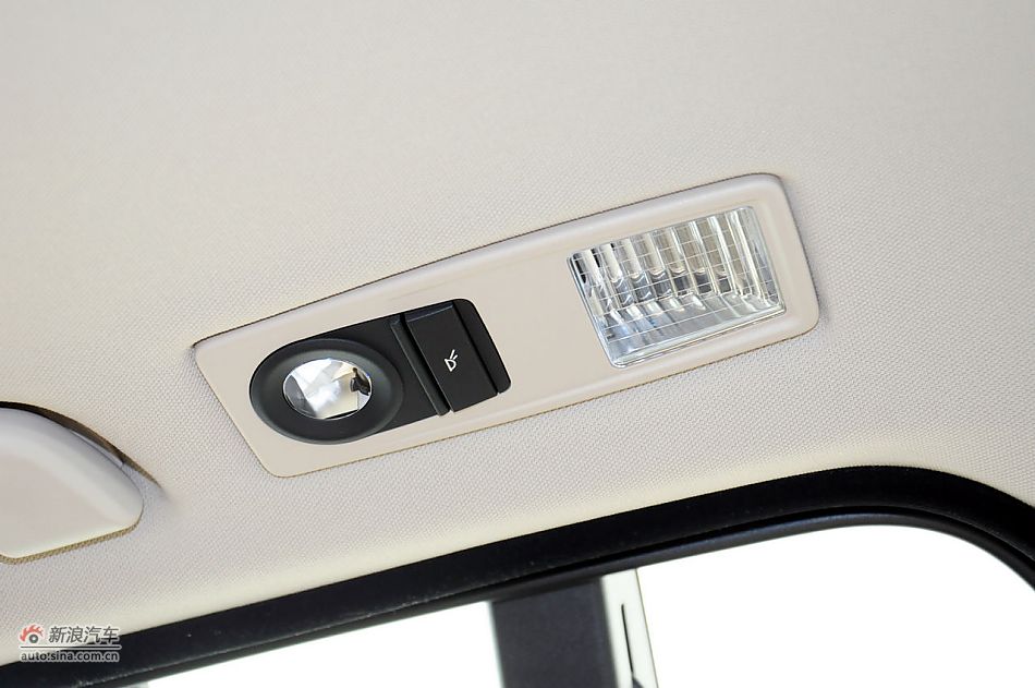 2012款宝马5系旅行轿车实拍