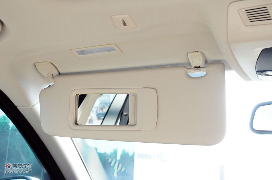 2012款宝马5系旅行轿车实拍