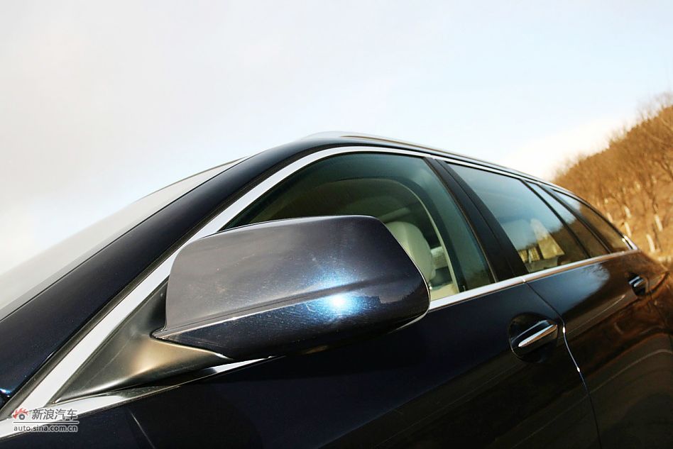 2012款宝马5系旅行版