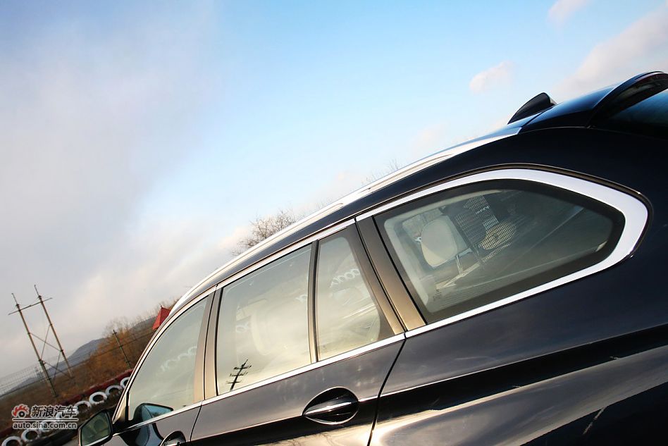 2012款宝马5系旅行版