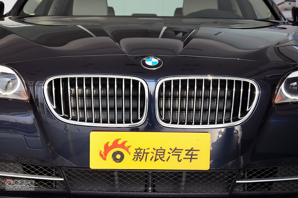 2012款宝马5系旅行轿车实拍