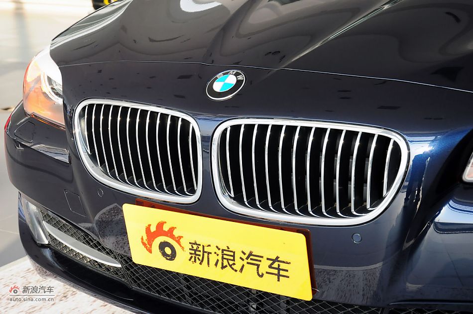 2012款宝马5系旅行轿车实拍