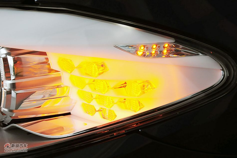 2012款宝马5系旅行轿车实拍