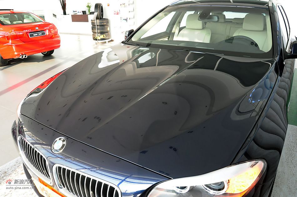 2012款宝马5系旅行轿车实拍