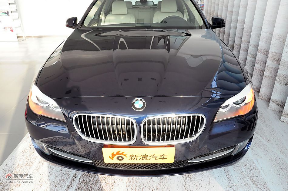 2012款宝马5系旅行轿车实拍