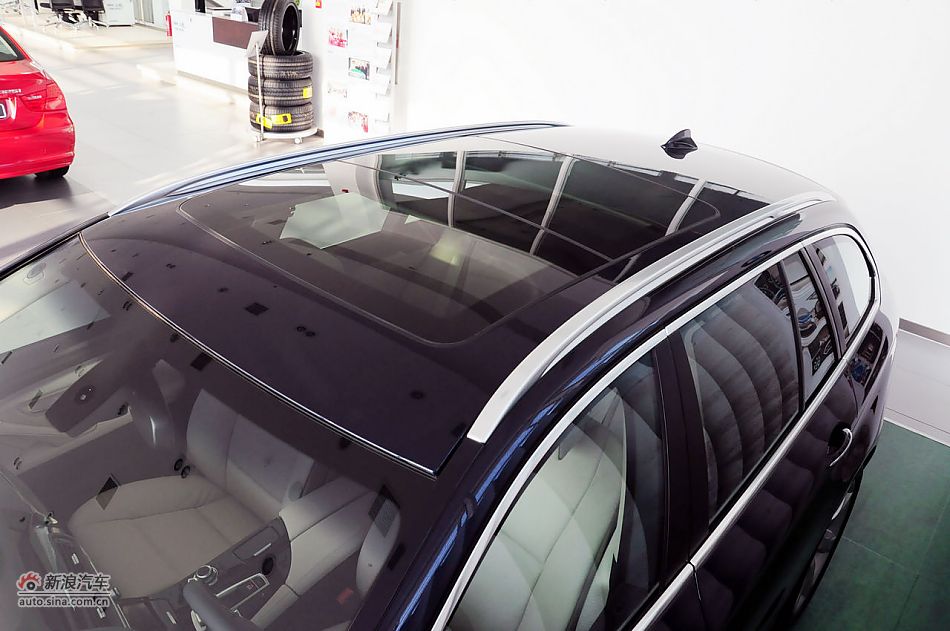 2012款宝马5系旅行轿车实拍