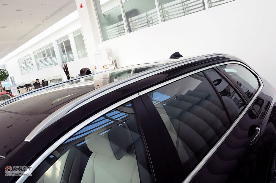 2012款宝马5系旅行轿车实拍