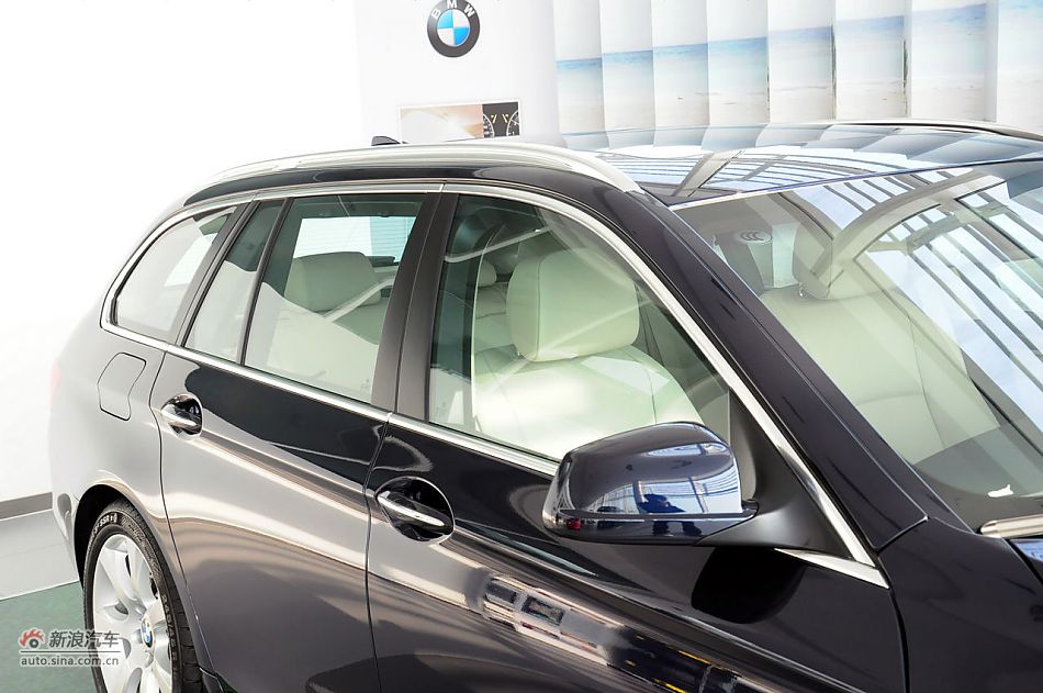 2012款宝马5系旅行轿车实拍