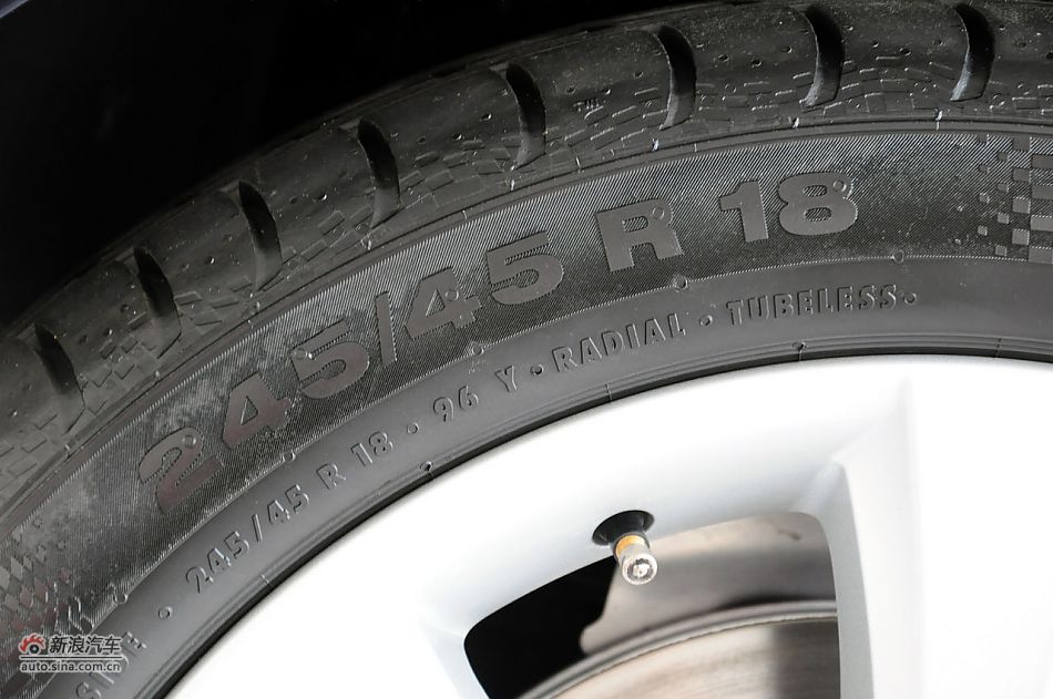 2012款宝马5系旅行轿车实拍