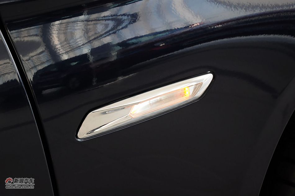 2012款宝马5系旅行轿车实拍