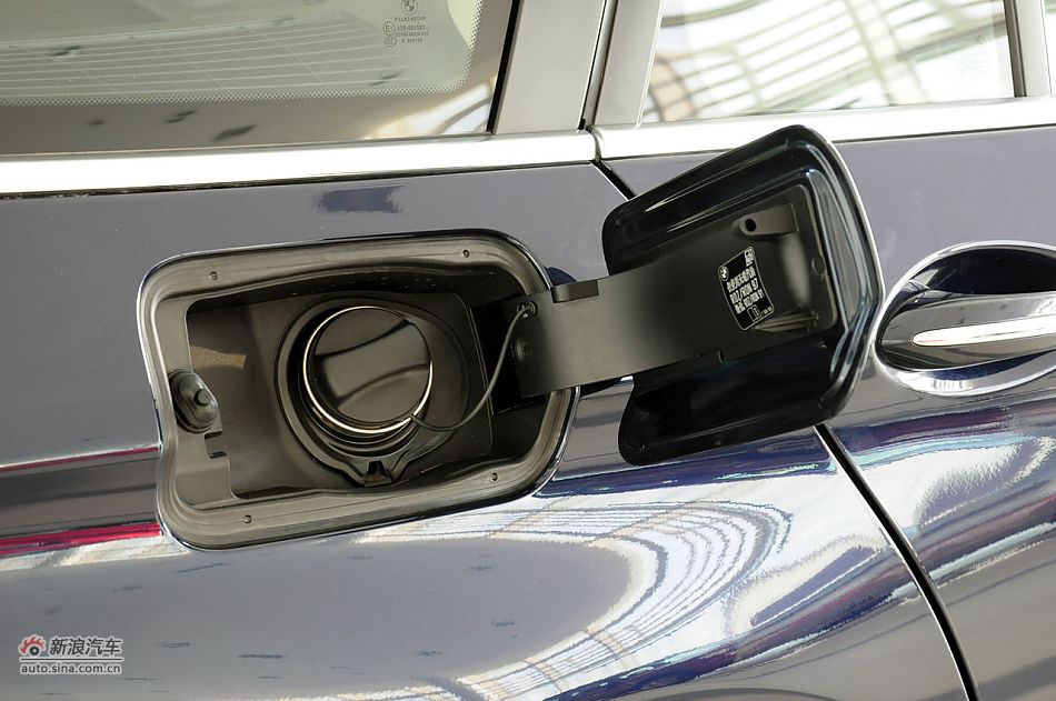 2012款宝马5系旅行轿车实拍