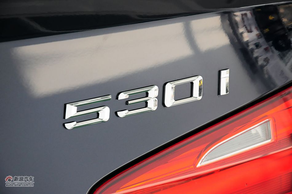 2012款宝马5系旅行轿车实拍