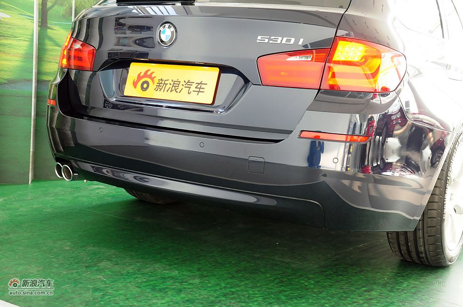2012款宝马5系旅行轿车实拍