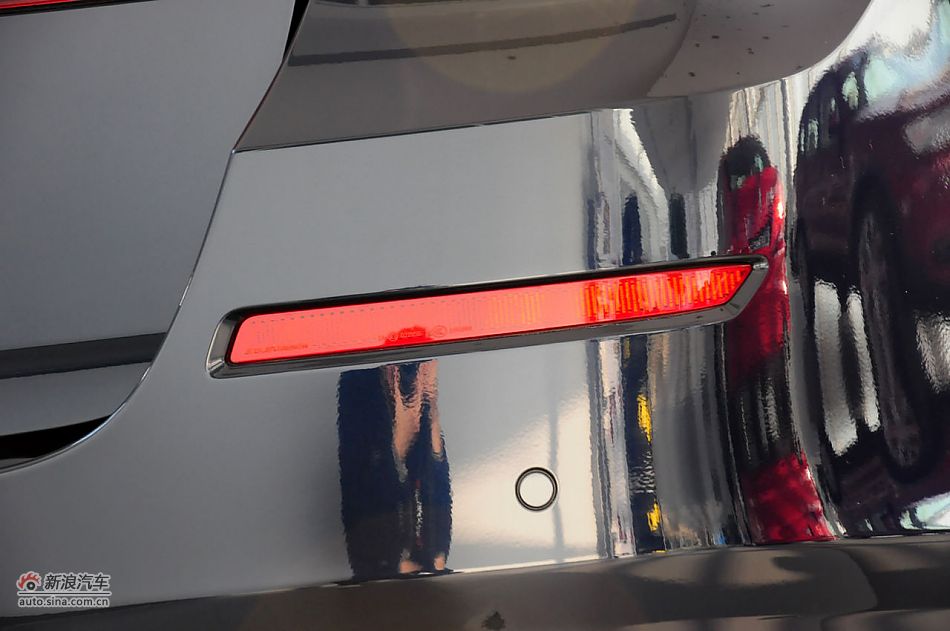 2012款宝马5系旅行轿车实拍