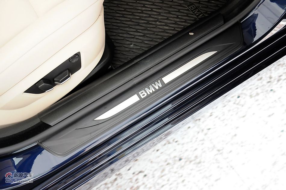 2012款宝马5系旅行轿车实拍