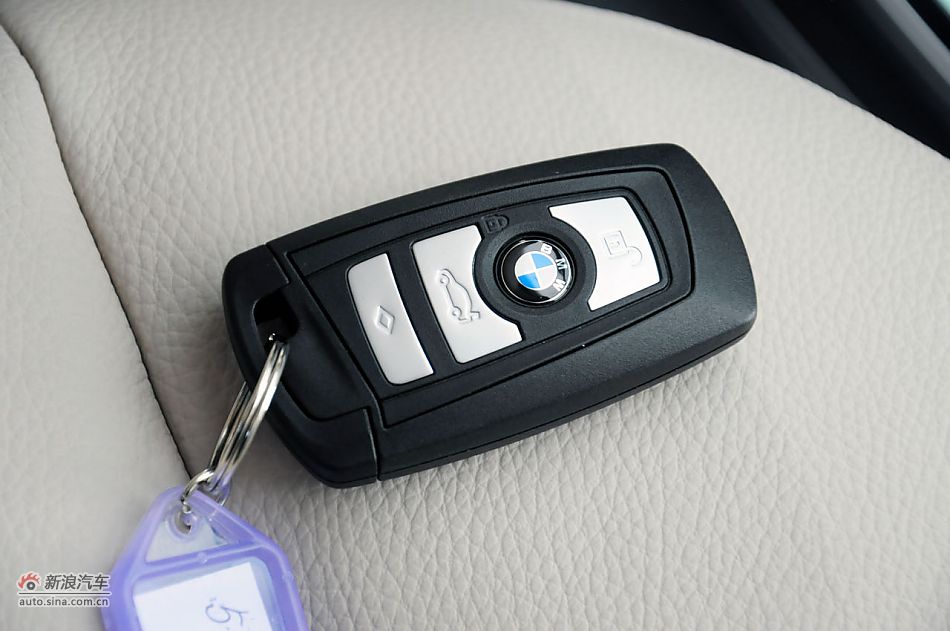 2012款宝马5系旅行轿车实拍