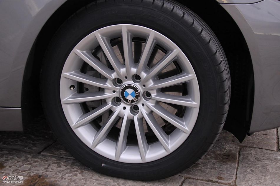 试驾全新宝马5系