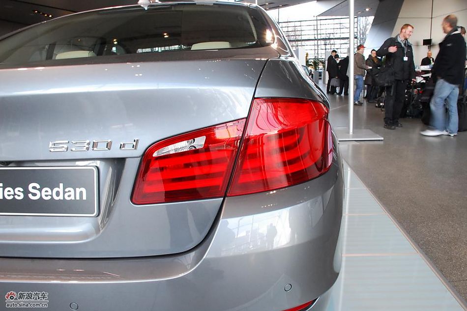 BMW宝马530d实拍图