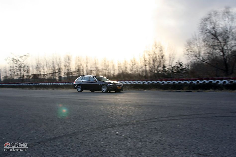 2012款宝马5系旅行版