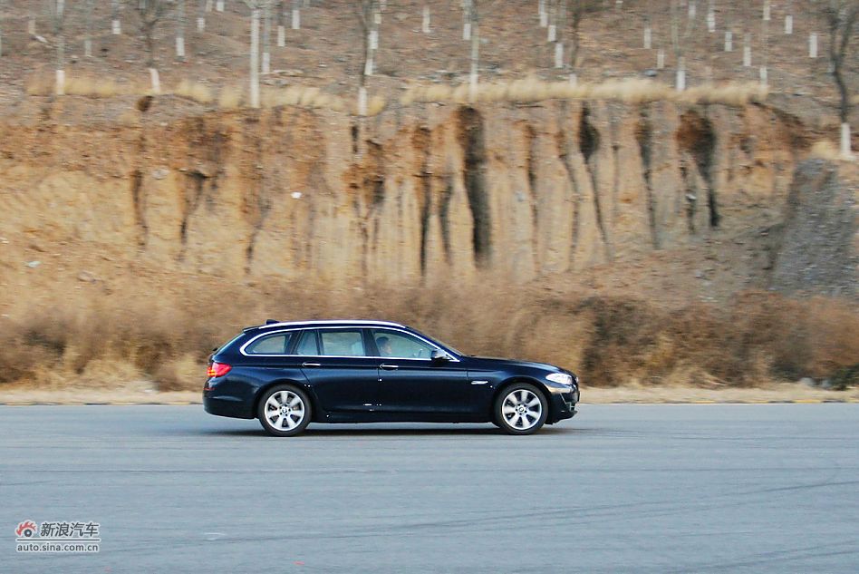 2012款宝马5系旅行版