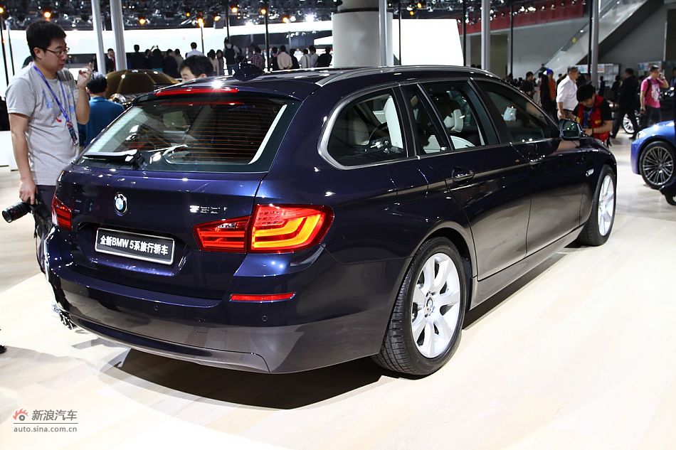 宝马5系旅行版