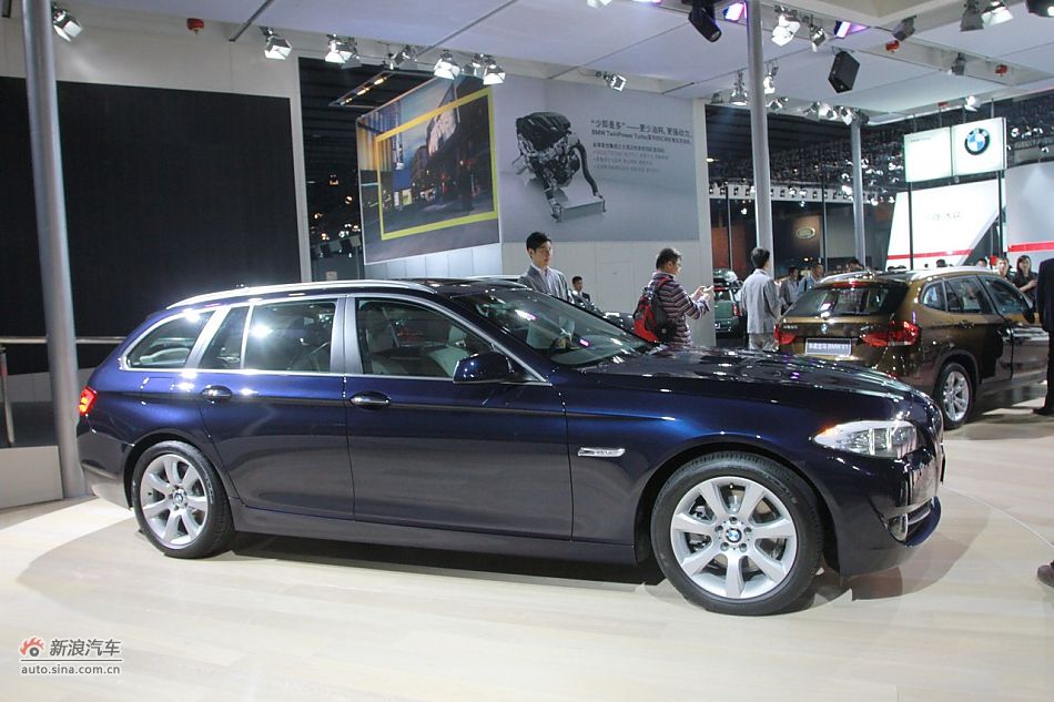 宝马5系旅行版