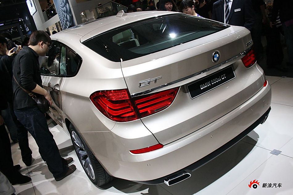 宝马550xi GT