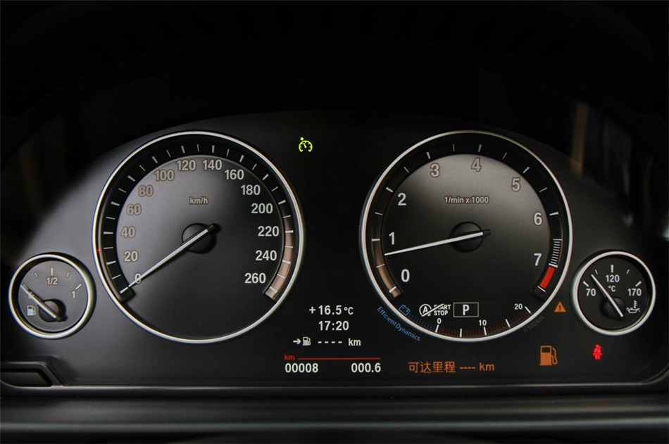 2013款 520i 2.0T AT 典雅型 内饰