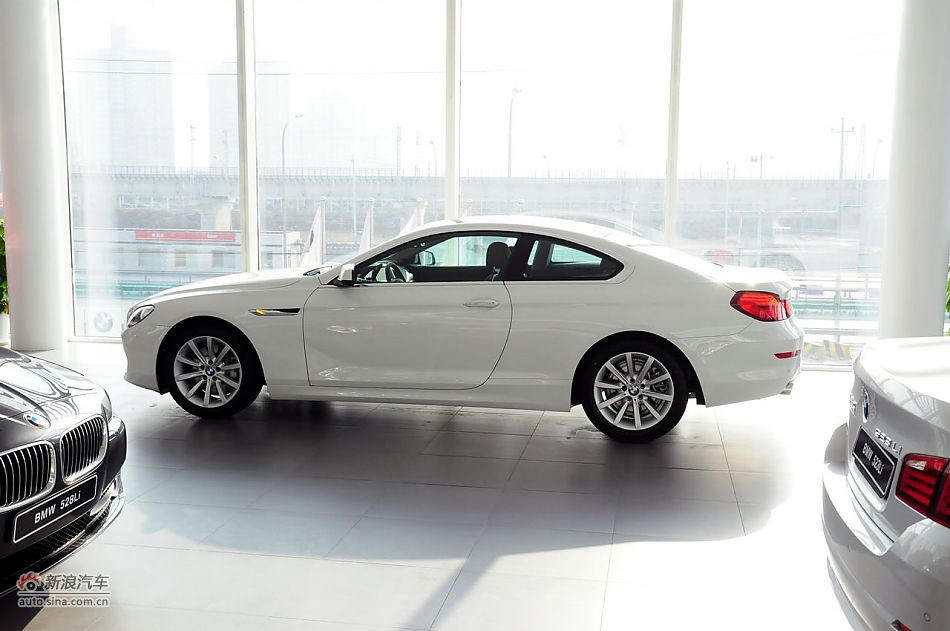2012款宝马6系双门轿跑车实拍