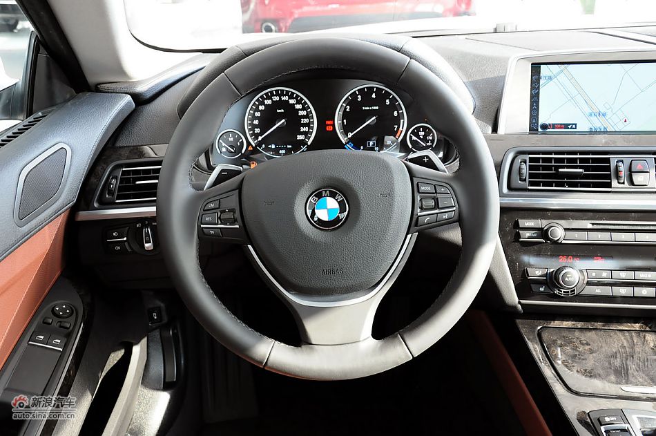 2012款宝马6系双门轿跑车实拍