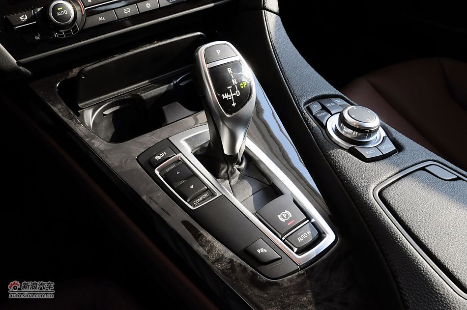 2012款宝马6系双门轿跑车实拍