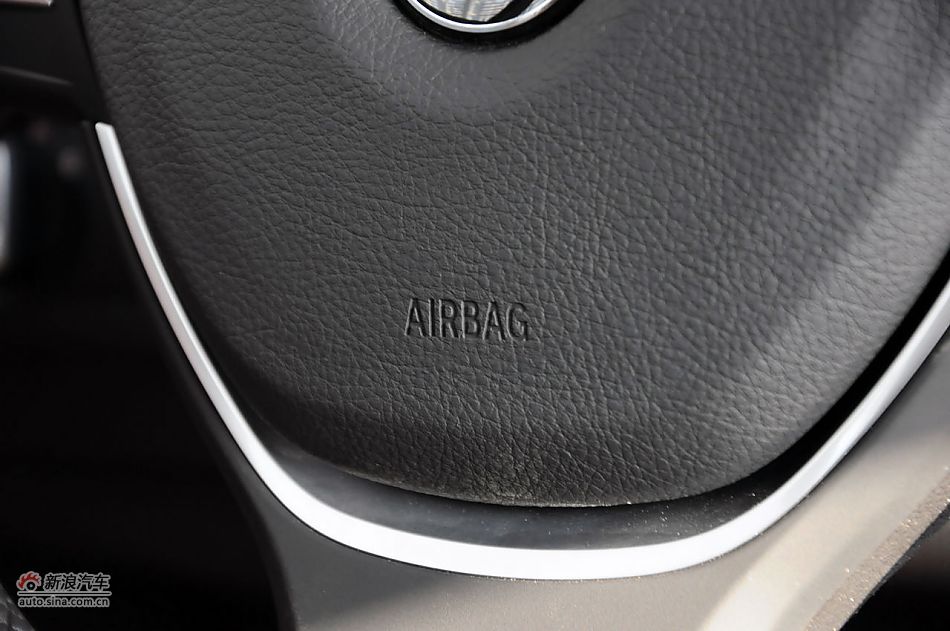 2012款宝马6系双门轿跑车实拍