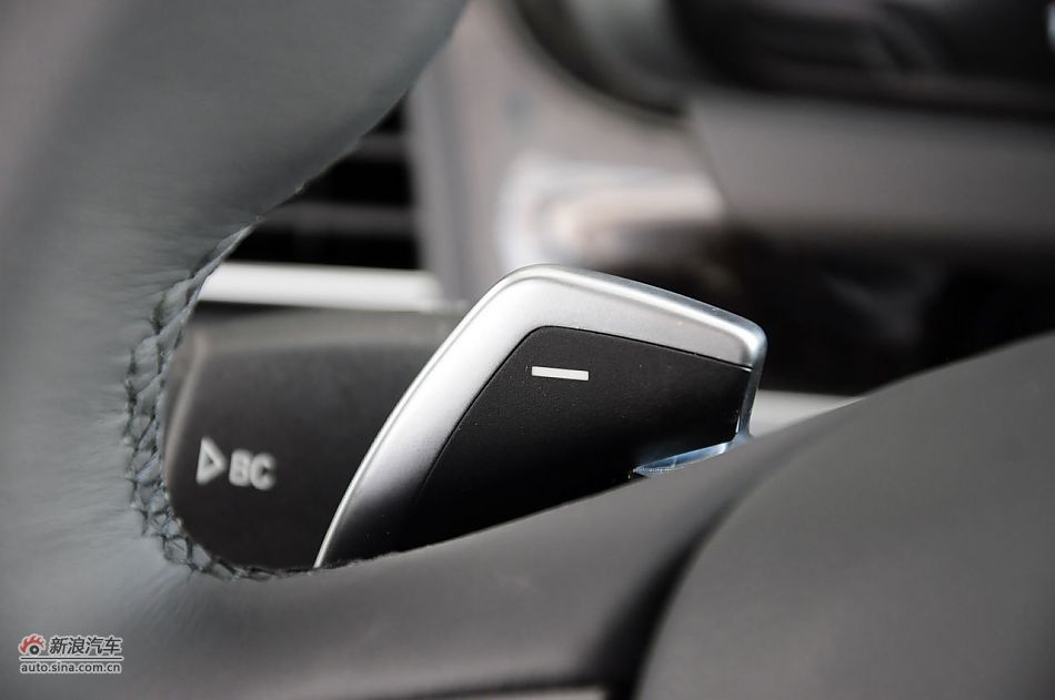 2012款宝马6系双门轿跑车实拍