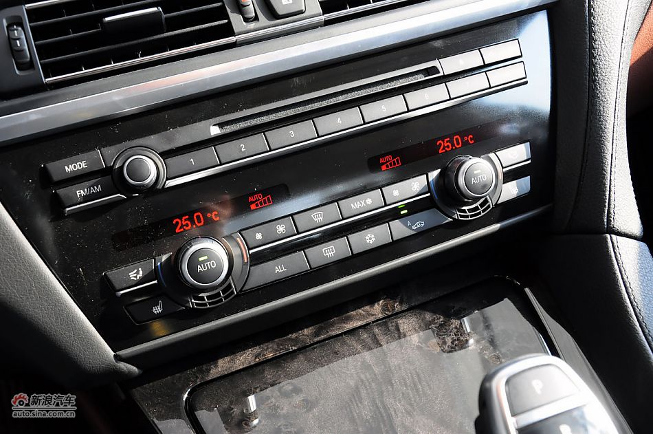 2012款宝马6系双门轿跑车实拍