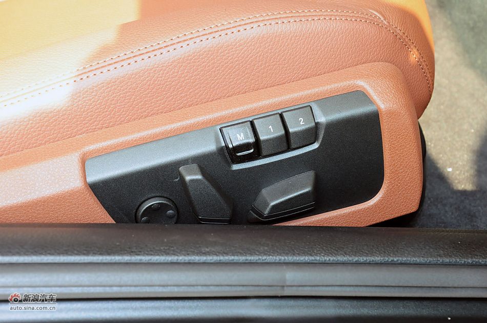 2012款宝马6系双门轿跑车实拍