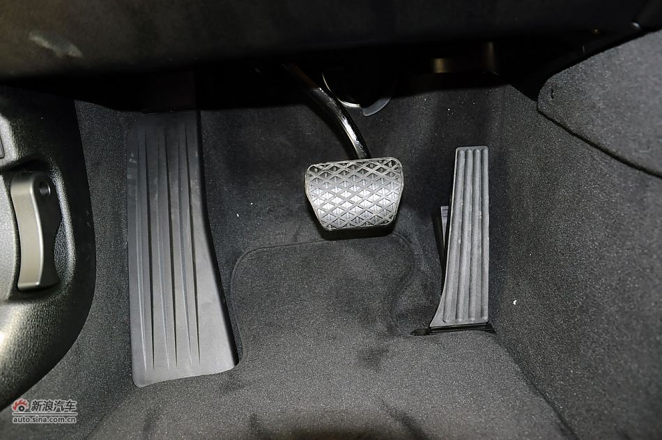 2012款宝马6系双门轿跑车实拍
