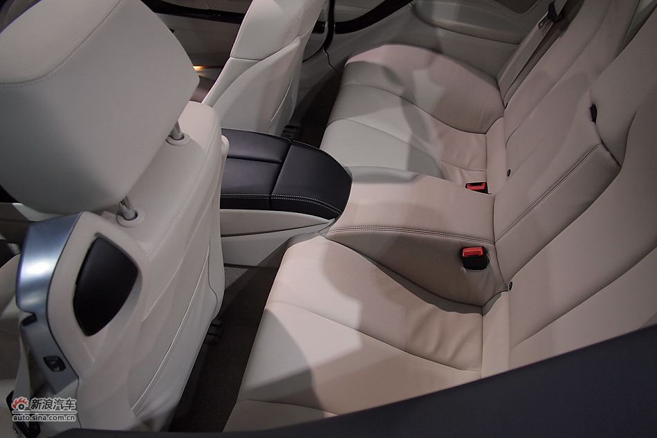 2012款宝马6系双门coupe 640i