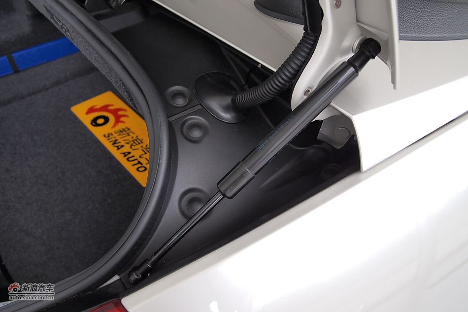 宝马6系 630i双门轿跑