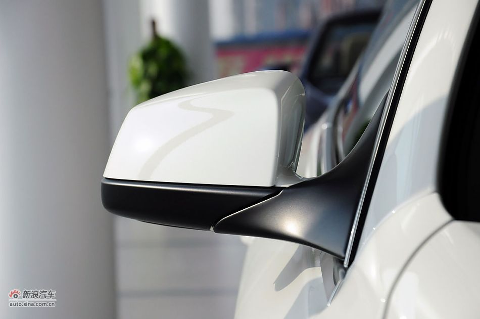 2012款宝马6系双门轿跑车实拍