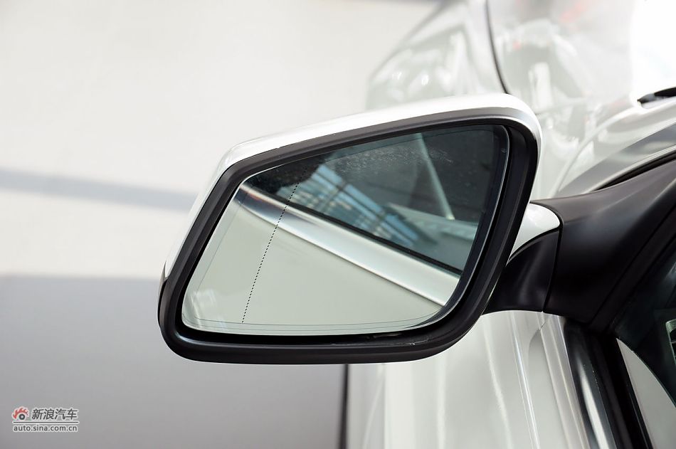 2012款宝马6系双门轿跑车实拍