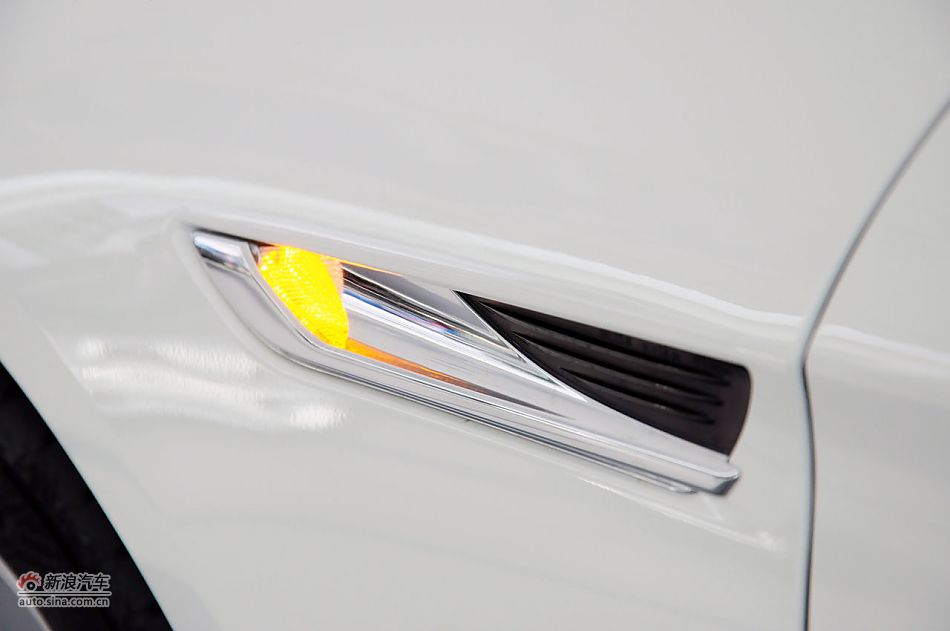 2012款宝马6系双门轿跑车实拍