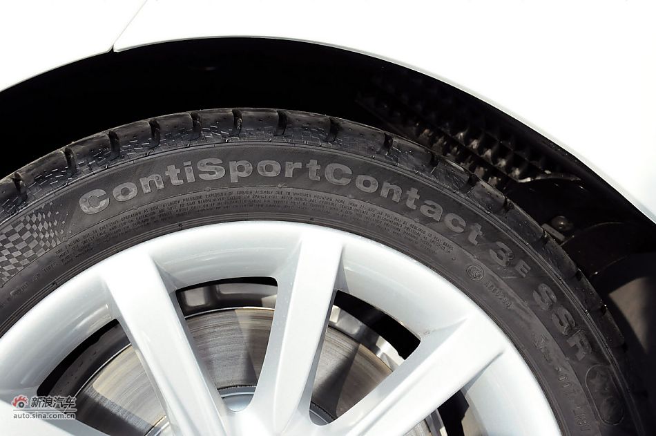 2012款宝马6系双门轿跑车实拍