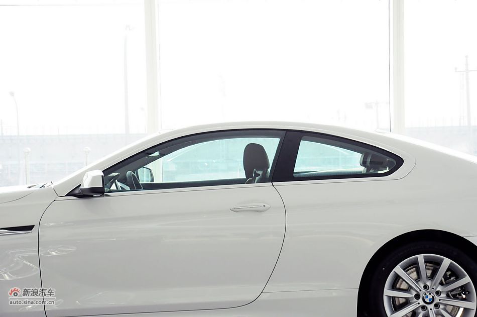 2012款宝马6系双门轿跑车实拍