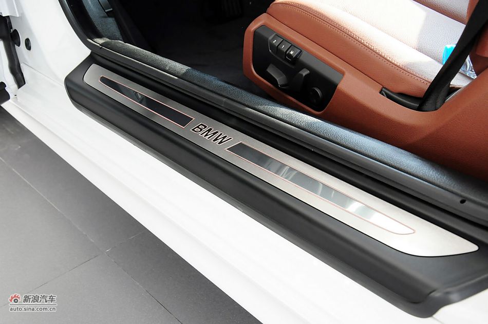 2012款宝马6系双门轿跑车实拍