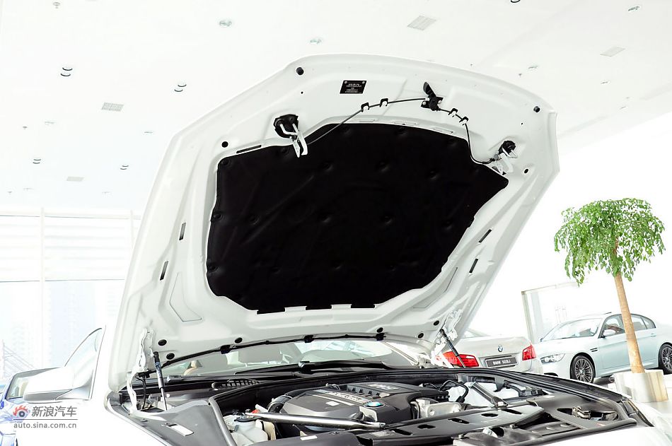 2012款宝马6系双门轿跑车实拍