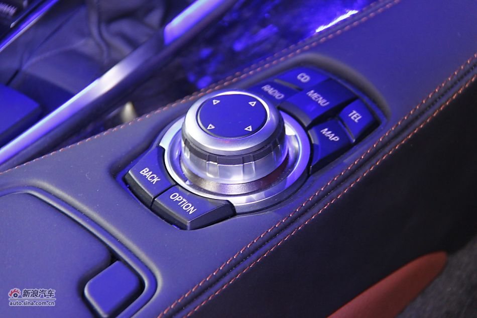 宝马6系敞篷内饰