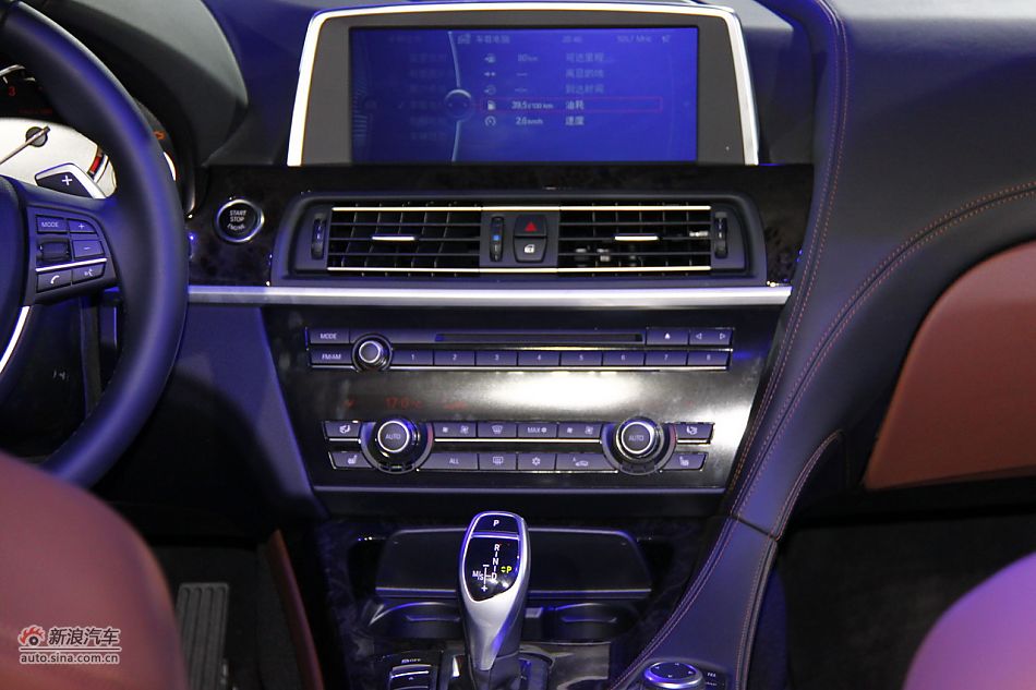 宝马6系敞篷内饰