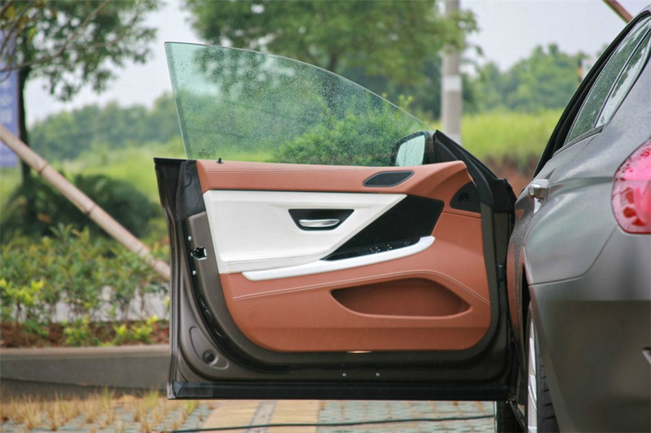 2013款 改款 640i Gran Coupe 座椅空间