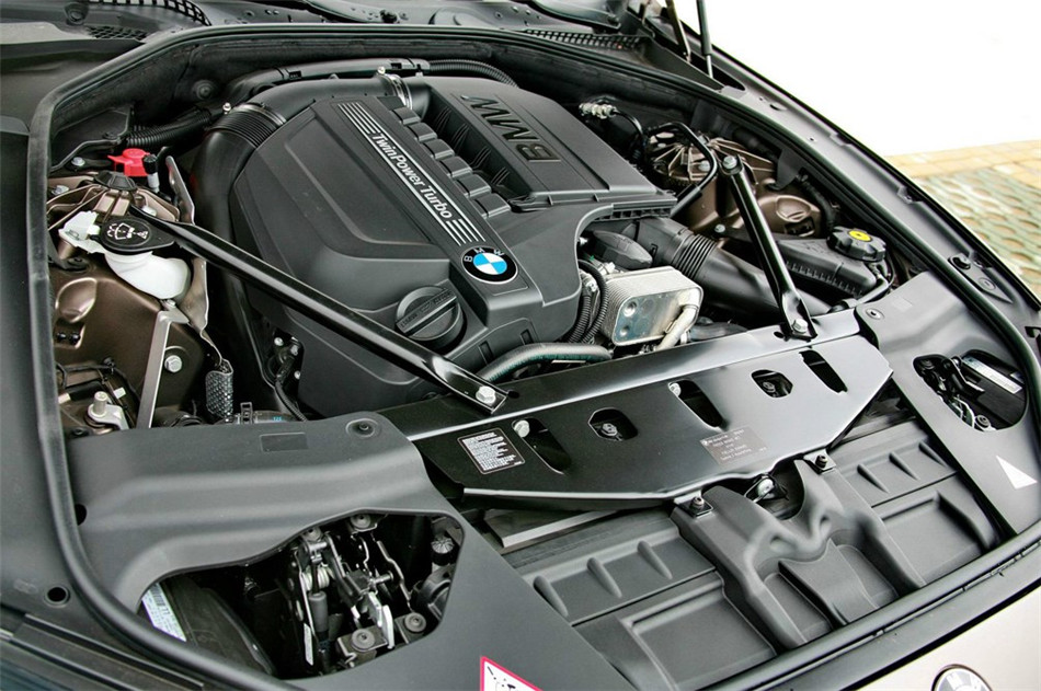 2013款 改款 640i Gran Coupe 引擎底盘